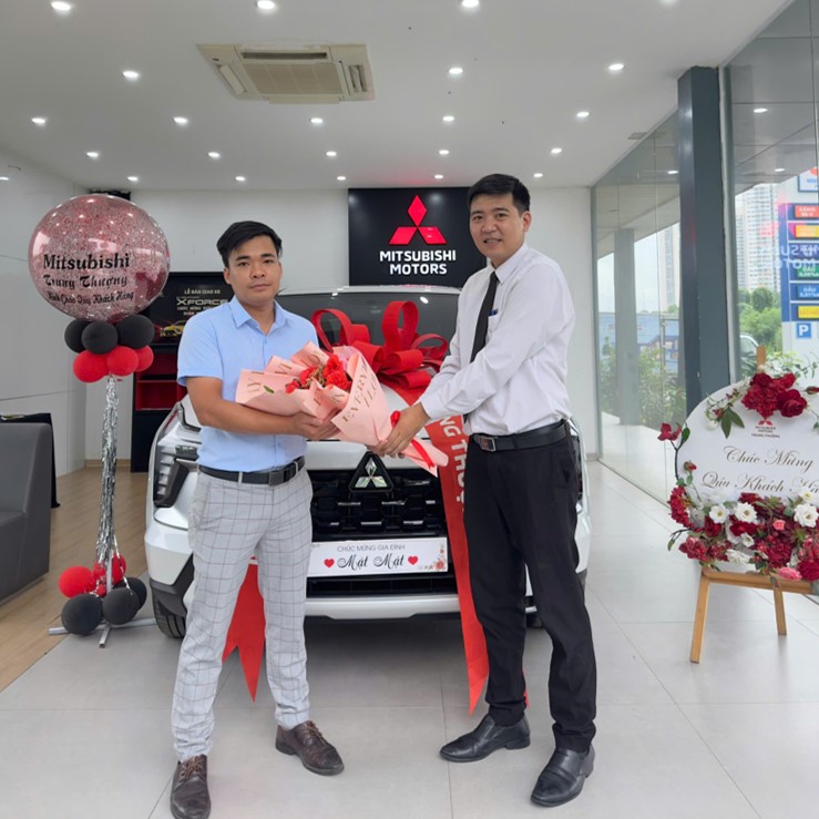 giao xe mitsubishi trung thượng